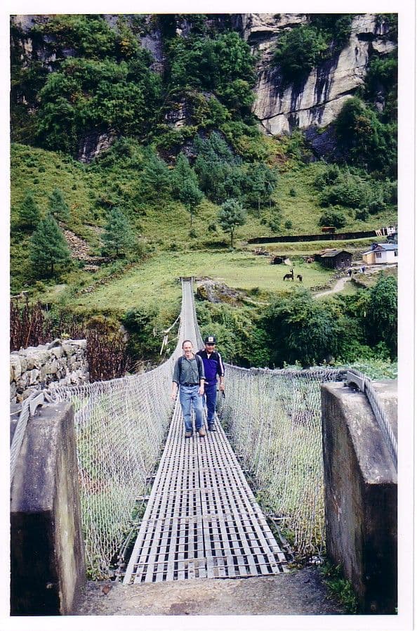 Trekkers on the trail between Lukla and Namche Bazaar